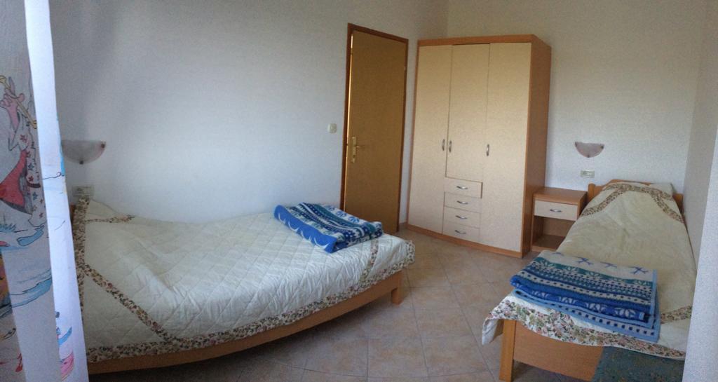 Apartments Bodi 로비니 외부 사진