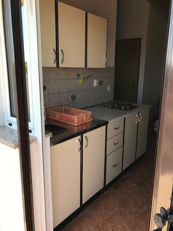 Apartments Bodi 로비니 외부 사진